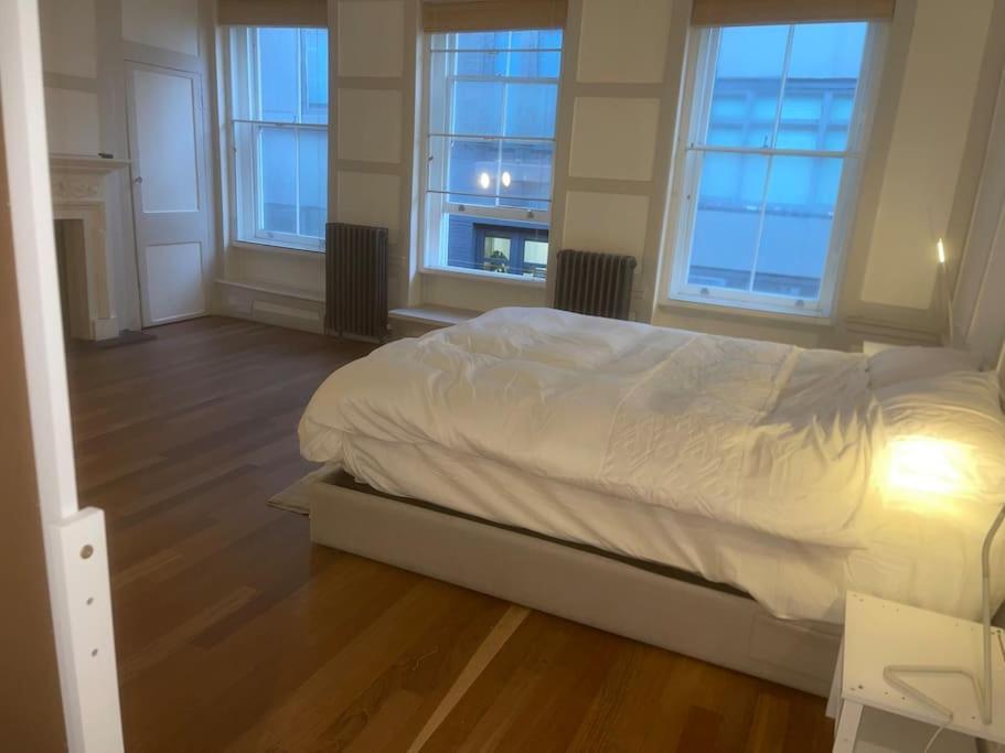 Spacious 2 Bedroom Apartment In The Heart Of Soho. Londra Esterno foto