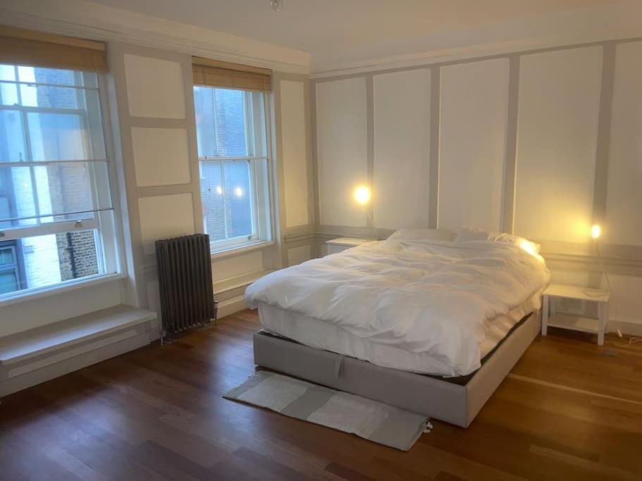 Spacious 2 Bedroom Apartment In The Heart Of Soho. Londra Esterno foto